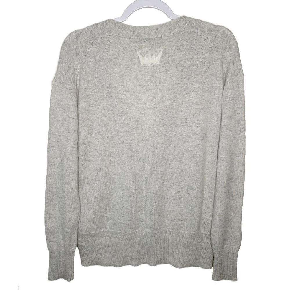 Brazeau Tricot | Cashmere Cardigan Sweater in Muslin Gray - Picture 3 of 8
